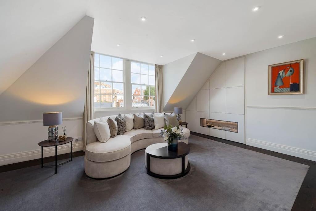 Wonderful Knightsbridge Apartment By Harrods ロンドン エクステリア 写真